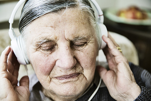 Music Activates Regions of the Brain Spared by Alzheimer’s in Canton, GA